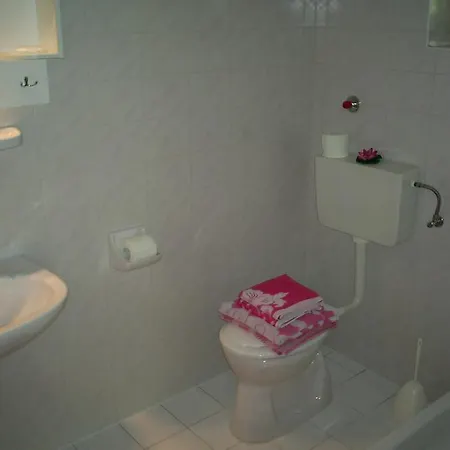 Homestay House Black Heviz